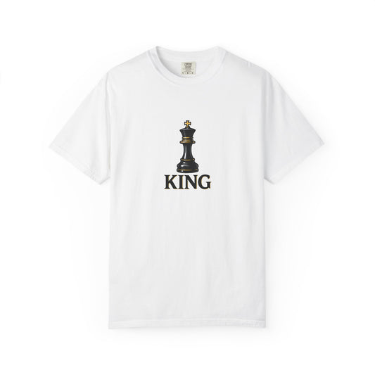 King Design Unisex T-shirt for Chess Lovers, Casual Wear, Gift for Birthdays, Unique Statement Tee, Comfortable Everyday Style