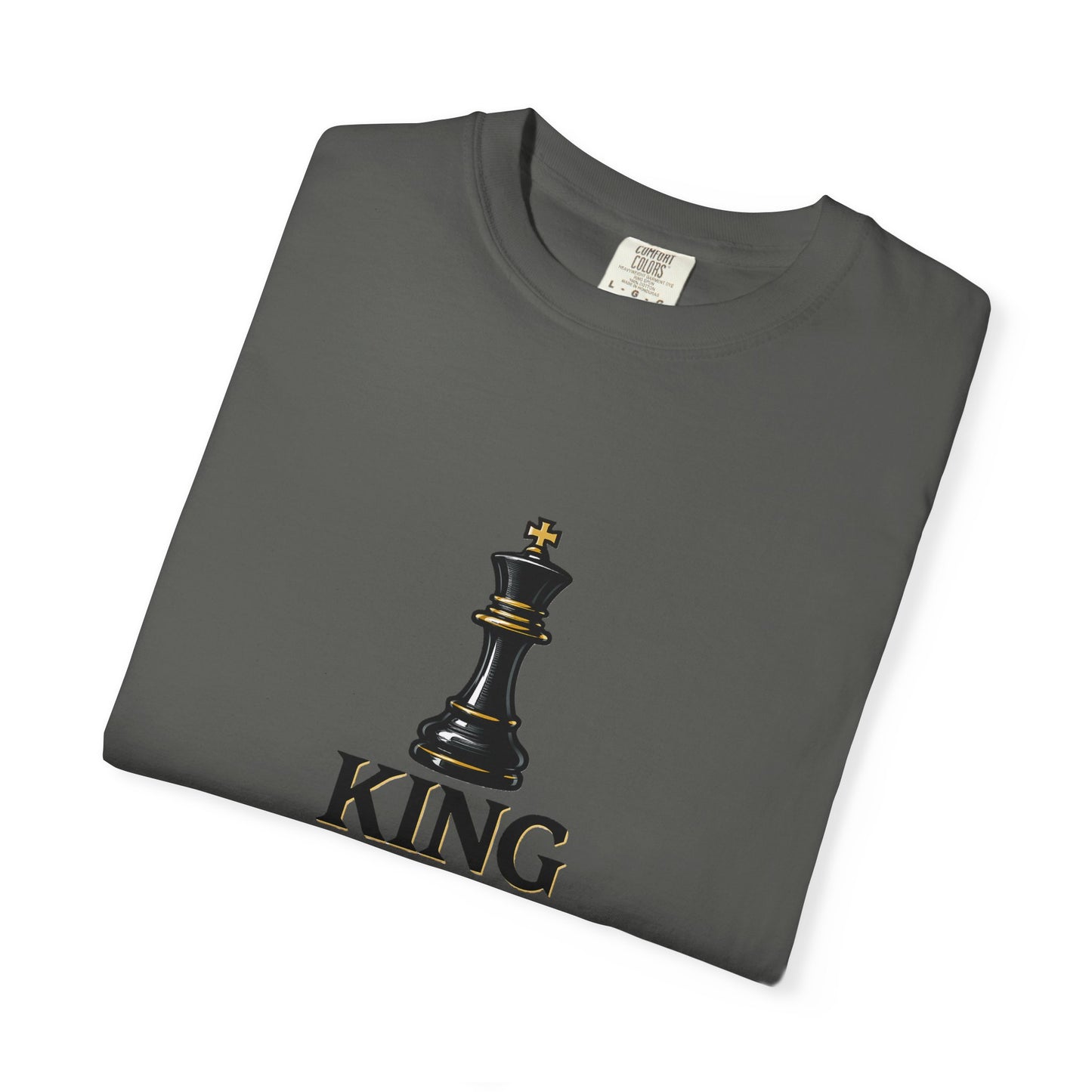 King Design Unisex T-shirt for Chess Lovers, Casual Wear, Gift for Birthdays, Unique Statement Tee, Comfortable Everyday Style