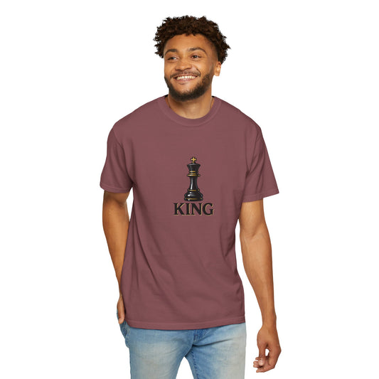 King Design Unisex T-shirt for Chess Lovers, Casual Wear, Gift for Birthdays, Unique Statement Tee, Comfortable Everyday Style