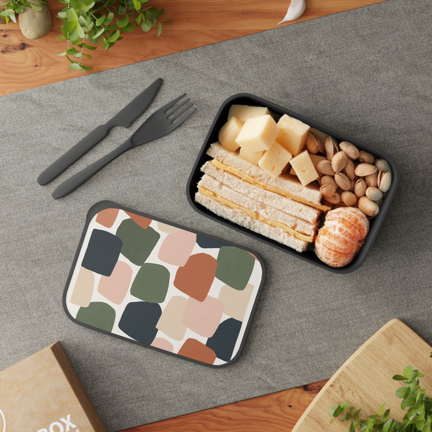 Stylish Bento Box for Meal Prep, Eco-Friendly Lunch Container, Perfect Gift for Food Lovers, Attractive Lunch Box with Utensils, [...]